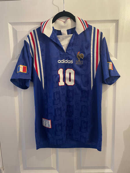 FRANCE 1996/98 HOME FOOTBALL SHIRT ‘ZIDANE #10’ (M)