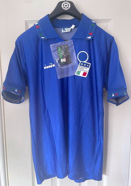 ITALY 1992/93 HOME FOOTBALL SHIRT ‘BAGGIO #10’ *BNWT* (L)