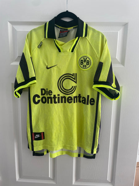 BORUSSIA DORTMUND 1996/97 HOME FOOTBALL SHIRT (M)