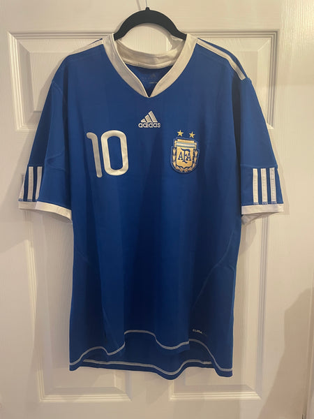 ARGENTINA 2009/11 AWAY FOOTBALL SHIRT ‘MESSI #10’ (L)