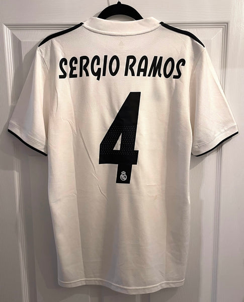 REAL MADRID 2018/19 HOME FOOTBALL SHIRT ‘SERGIO RAMOS #4’ (M)