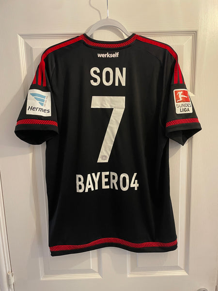 BAYER LEVERKUSEN 2015/16 HOME FOOTBALL SHIRT ‘SON #7’ (L)