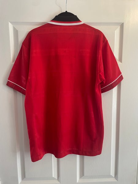 URAWA RED DIAMONDS 1999/00 HOME ‘SPONSORLESS’ FOOTBALL SHIRT (S/M)
