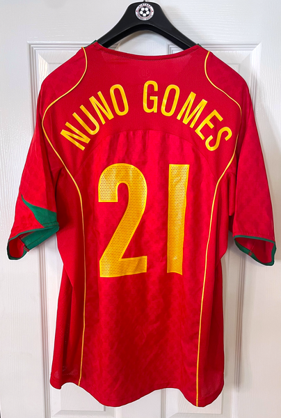 PORTUGAL 2004/06 HOME FOOTBALL SHIRT ‘NUNO GOMES #21’ (XL)