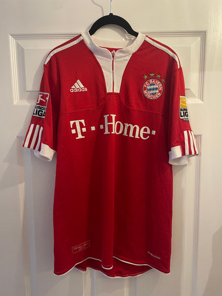 BAYERN MUNICH 2009/10 HOME FOOTBALL SHIRT ‘ROBBEN #10’ (M)