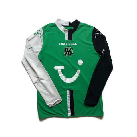 HANNOVER 96 2005/06 HOME LONG SLEEVE FOOTBALL SHIRT (M)